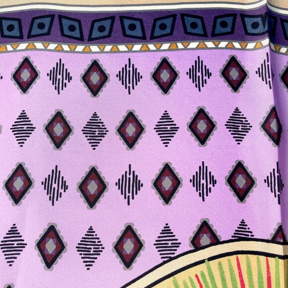 Iconic Gucci Silk Panther/Big Cat Motif Scarf | NWOT | - Picture 11 of 15